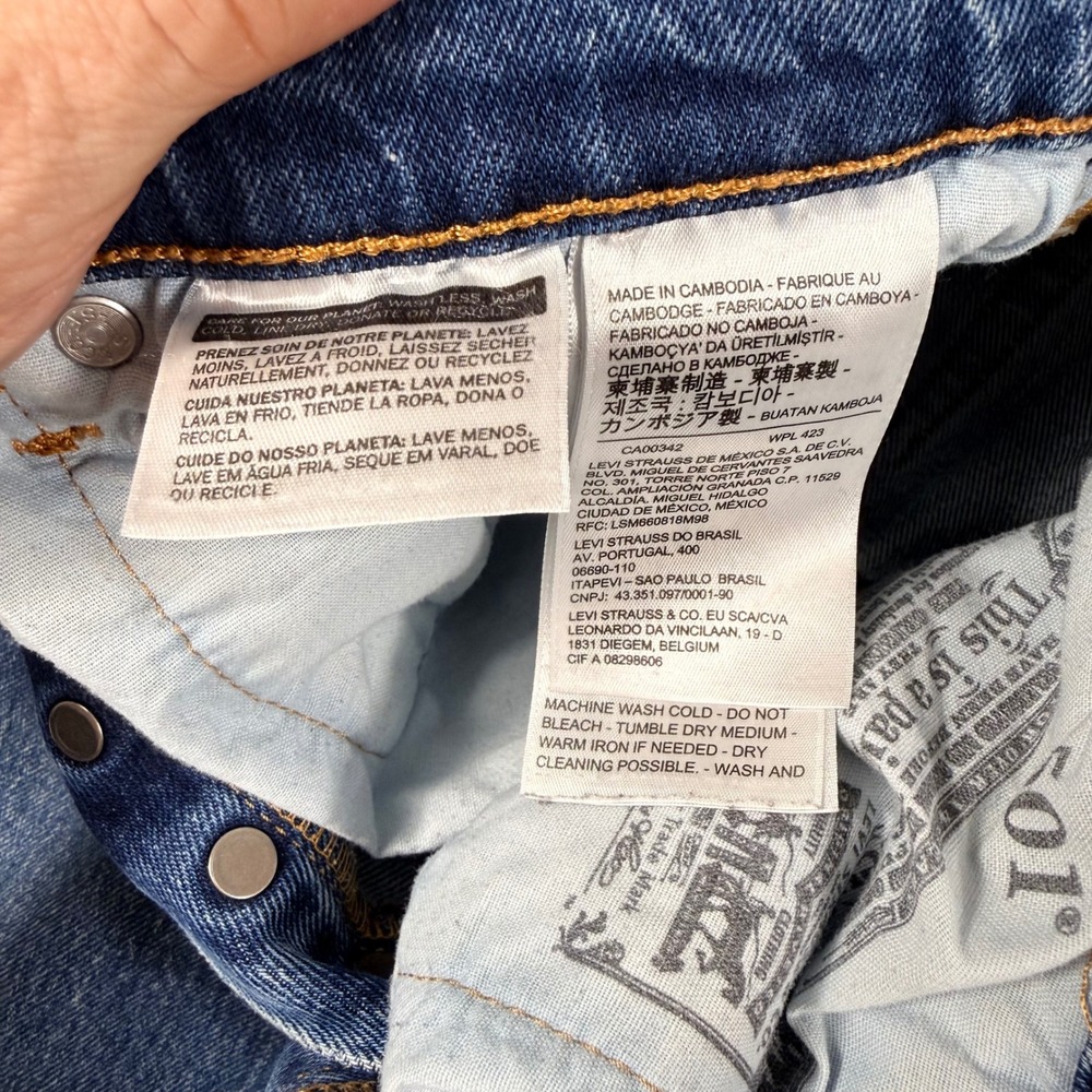 Levi's 501 Original Fit Jeans W27 L32 Medium Wash Blue Straight Leg Button Fly - Picture 10 of 15
